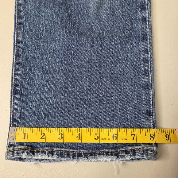 Levi’s Premium Ribcage Med Wash Straight Ankle Jeans Size 29 Button Fly - Picture 10 of 13